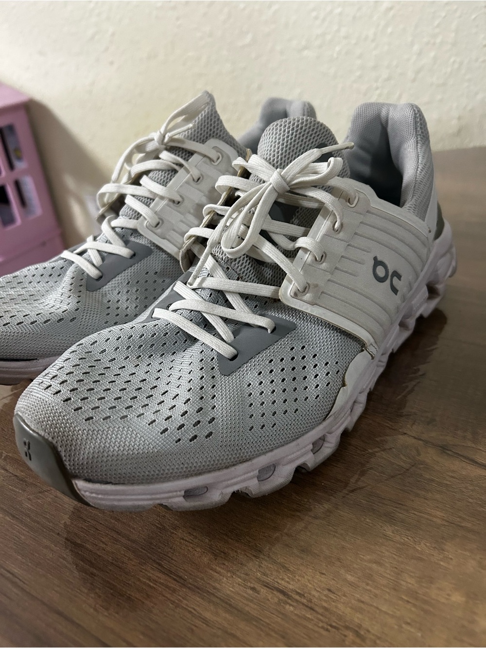 On Running Women's Cloudswift Light Grey Sneakers